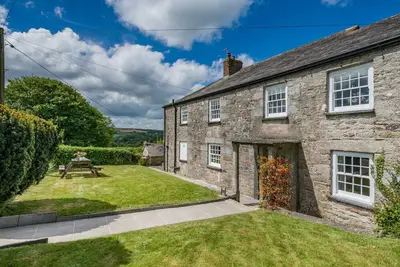 Image de Tregenna Farmhouse - Cinq Chambres Maison, Couchages 9