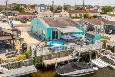 Image de Lagoon Living! 3-bedroom house with Ac, WiFi in peaceful Beach Haven West