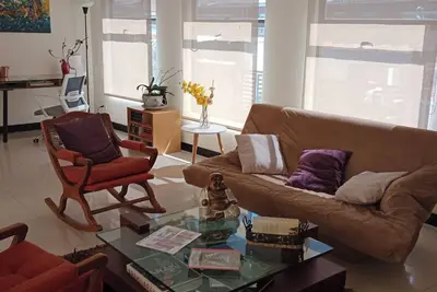 Image de El \"Rincón del sinsonte\", an apartment surrounded by parks in the heart of Bogotá.