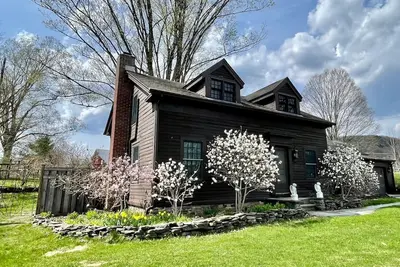 Image de The Crow and Stone- Curated Country Escape