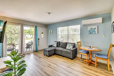 Image de 4 Mi to Daytona Boardwalk & Beaches: Cute Cottage