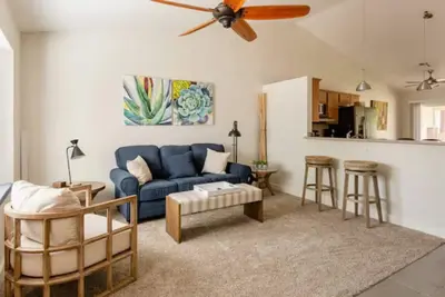 Wheelchair & Pet-Friendly/Huge Yard- Gemini North