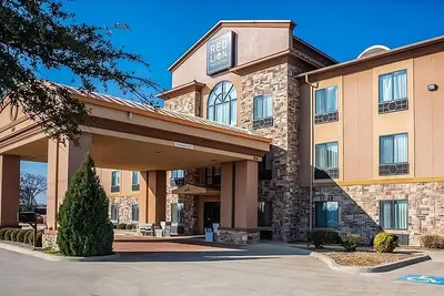 Image de Mineral Wells Getaway at Red Lion Inn & Suites Mineral Wells! Free Breakfast!