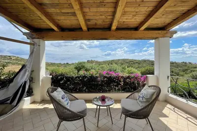 Image de Charming 2-bedroom apartment in San Teodoro with Ac, WiFi