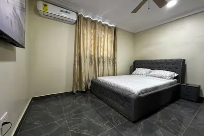 Image de Rose Villa Suite F1 2-Bedroom Apartment In Welcoming Gbawe, Mallam