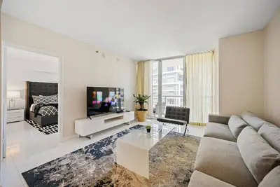 Image de Icon Brickell - Ocean & Pool View - 27th Floor