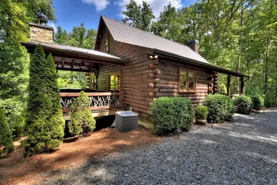 Image de Luxury 3-bedroom cabin in charming Blue Ridge