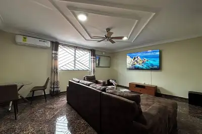 Image de Rose Villa Suite F3 2-Bedroom Apartment In Welcoming Gbawe, Mallam