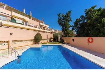 Image de Appartement 'Vues sur la mer - 2 Chambres' avec piscine partagée, Wi-Fi et climatisation
