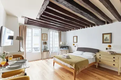 Image de BnBNook - Cozy Studio - Le Marais at your Door