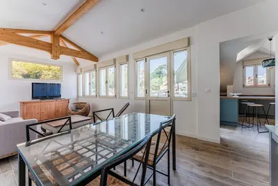 Arcachon – Appartement 10 pers, toit vitré, A/C, ascenseur privé, à deux pas de la plage