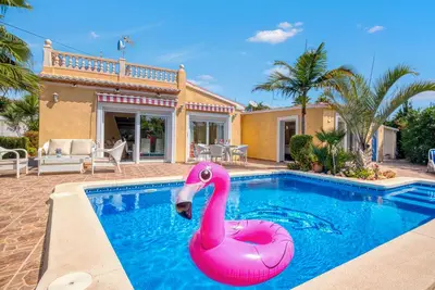 Image de Villa 'Hayahay' avec vue sur la mer, Wi-Fi et climatisation