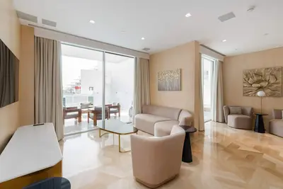 Image de Spacious Beachside 2br+M at Five Palm Jumeirah