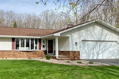 Image de Eaa AirVenture Neenah Home - 14 miles from grounds