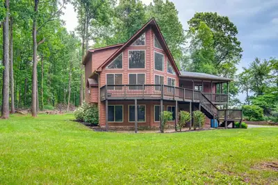 Image de 3br Family Home w/ Yard < 5 Mi to Wineries!