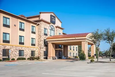 Image de 3 Queen Beds Suite | Red Lion Inn & Suites w/ Kitchenette, Near Clark Gardens