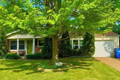 Image de \nWelcome to 140 Saint Benedict charming 3-bed, 1. 5-bath ranch in Duchesne Hills.
