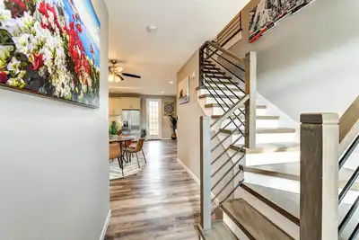 Image de Spacious 5-bedroom house in charming Arlington with WiFi, Ac