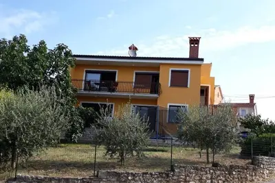Image de Appartement d'une chambre avec la terrasse et la vue sur le mer Mugeba, Porec (A-24342-a)