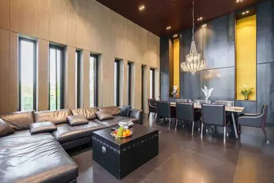 Image de Villa de luxe moderne avec piscine et jacuzzi 5 chambres à Thonglor