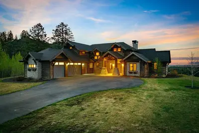 Image de CherryButteLodge+AmazingViews! +HotTub&FirePit!