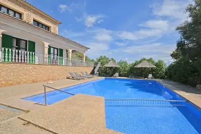 Image de Pleta - Villa rustique à Petra avec piscine privée et belles vues