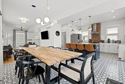 Image de Stay on Main - Home Near Plaza, Westport & Downtown