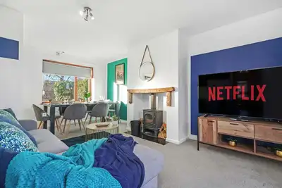 Image de Beautiful 4 Bedroom Home with Parking in Rugby
