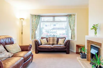 Image de Cosy & Peaceful 2 Bed Home in Swindon with Parking