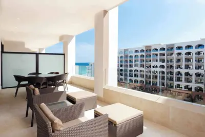 Image de 2bd Villa La Valencia Beach Resort