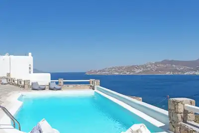 Villa BiancaRosa  with amazing views of little Venice & Mykonos Windmills