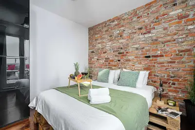 Lumina 3-room apart with large terrace