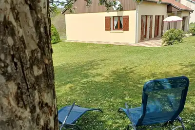 Maison de campagne paisible avec vaste espace extérieur