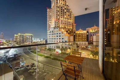 Image de Chic 2br | Close to Burj Khalifa, Dubai Mall & Creek