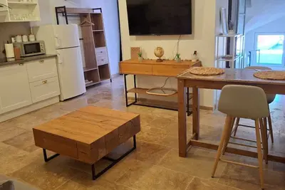 Image de Studio entièrement rénové dans un hameau calme du sud de l’Ardèche