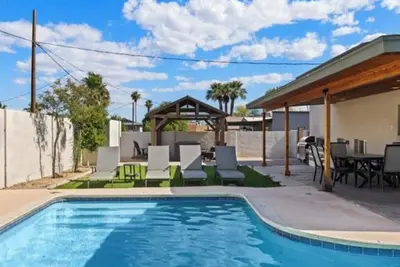Image de Spacious 5-bedroom house in serene Scottsdale with WiFi, Ac