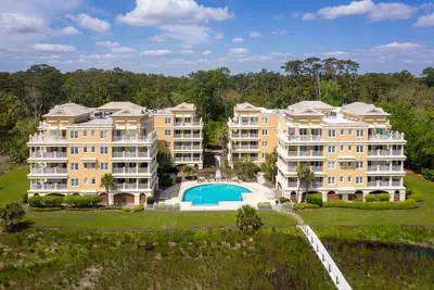 Image de Ocean's Edge- Beautiful Oceanfront 3bdr/3bth Sandy Lane Condo