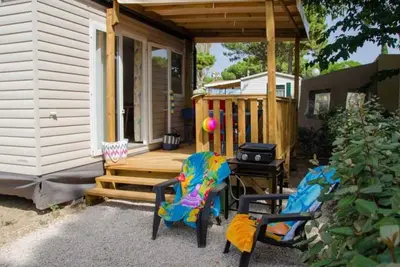 Image de Camping 4 étoiles - Piscine  - ccbbeci