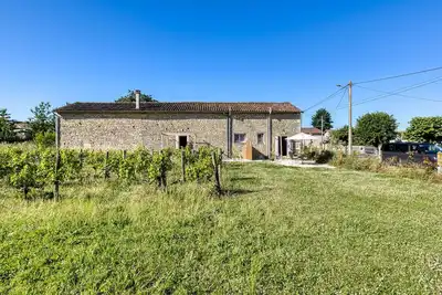 Image de Holiday gite on a vineyard