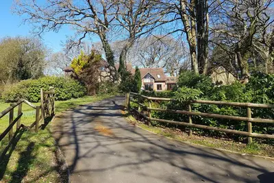 Image de Beautiful cottage in woodland setting close to the Dorset coast
