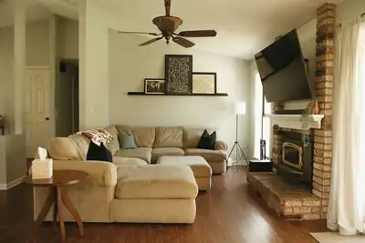 Image de Relax with the family in this beautiful 3 bedroom, 1 nursery, 2 bathroom home!
