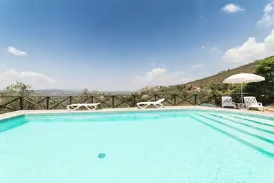Alvavista1 apartment with pool, 20 minutes drive from Assisi center