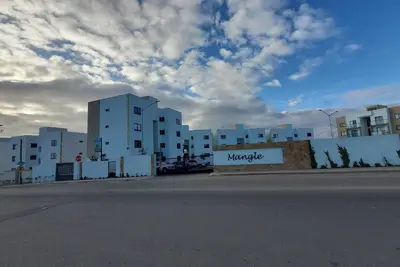 Image de Cozy 2-Bedroom Apartment in Gated Community with Free WiFi