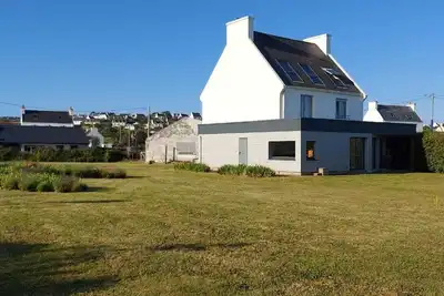 Image de Belle maison spacieuse de 180 m2, plage à pied!