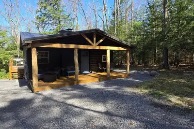 Image de Recreational Therapy- Private 2 Bedroom with Hot Tub and Firepit