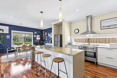 Image de Creekside Curlewis- Family holiday house for 12. Wineries, Beaches, Parks