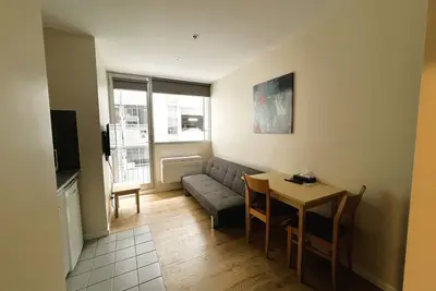 Image de Melb Cbd One-Bedroom Apartment | Queen + Sofa Bed | Wi-Fi | Parking Available