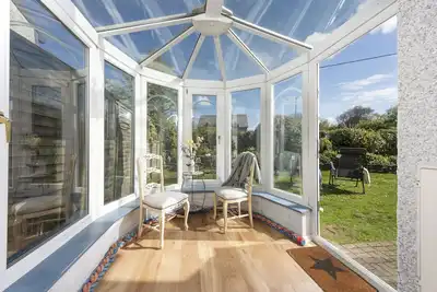 Image de 3 Menague is a charming retreat sleeping up to 4 guests