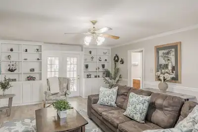 Image de Charming 3-bedroom house in peaceful Madison with WiFi, Pet-friendly