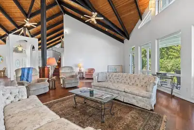 Image de Oceanfront 5-bedroom house in Ookala